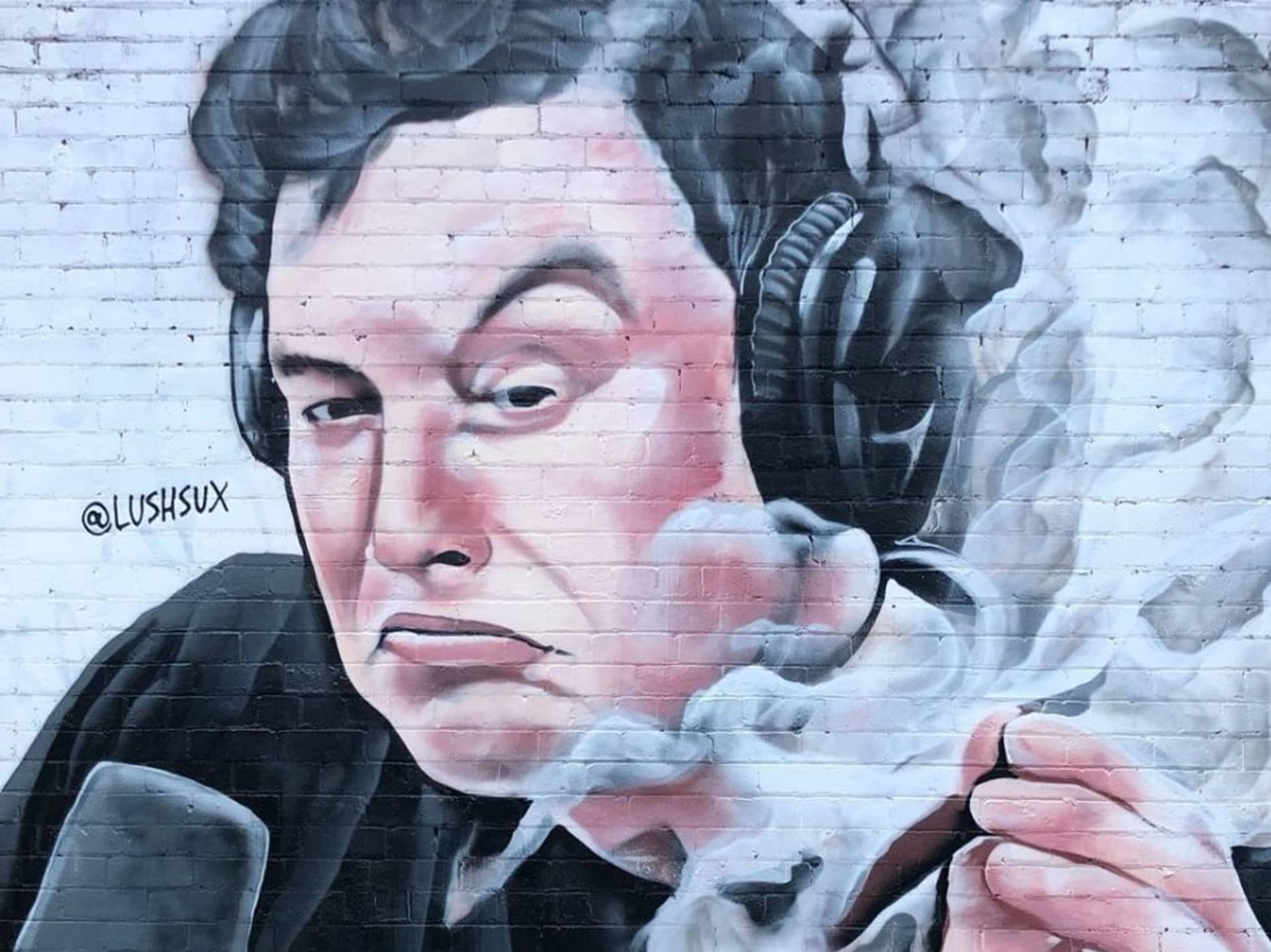 Lushsux