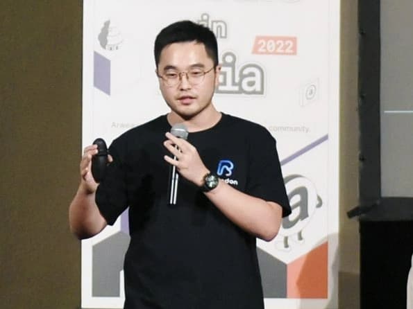 Troy Hua