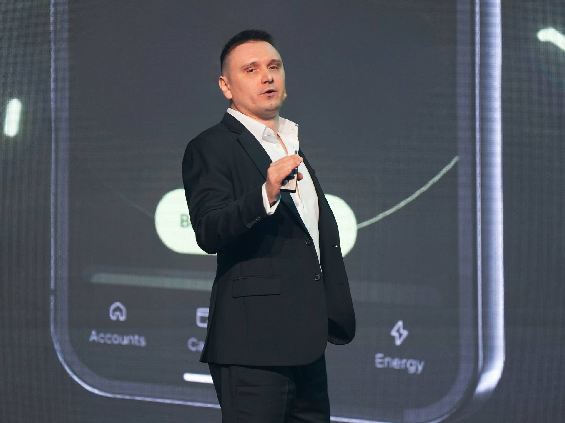 Maksym Sakharov