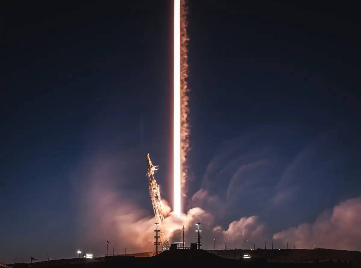 Featured image for SpaceXTwitter